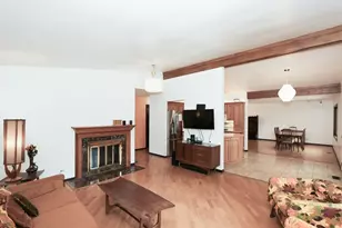 218 E Nerge Rd, Roselle, IL 60172 - Photo 17