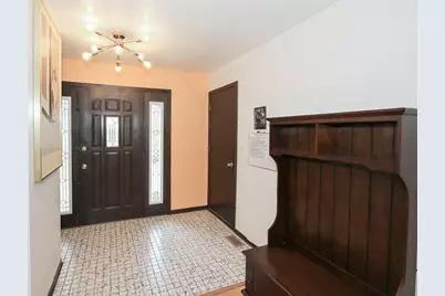 218 E Nerge Road, Roselle, IL 60172 - Photo 5
