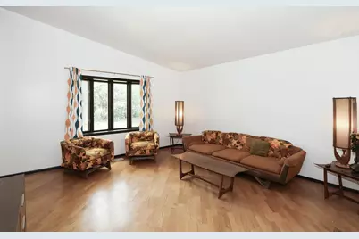 218 E Nerge Road, Roselle, IL 60172 - Photo 15