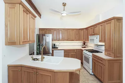 218 E Nerge Road, Roselle, IL 60172 - Photo 11
