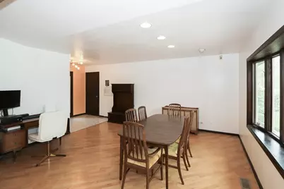 218 E Nerge Road, Roselle, IL 60172 - Photo 9