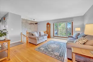 26 Washtenaw St, Algonquin, IL 60102 - Photo 3