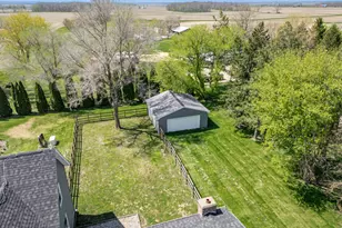34007 Pearl St, Kirkland, IL 60146 - Photo 35