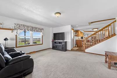 34007 Pearl Street, Kirkland, IL 60146 - Photo 7