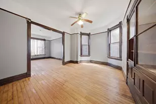 2633 W Crystal St, Chicago, IL 60622 - Photo 5