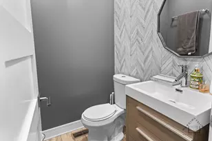 575 Olive St, Hoffman Estates, IL 60169 - Photo 21