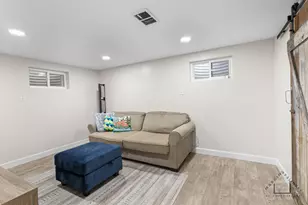 575 Olive St, Hoffman Estates, IL 60169 - Photo 23