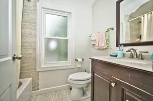 6707 N St Louis Ave, Lincolnwood, IL 60712 - Photo 21