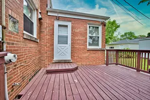 6707 N St Louis Ave, Lincolnwood, IL 60712 - Photo 29
