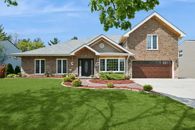 1024 Parker Drive, Schaumburg, IL 60194 - Photo 1