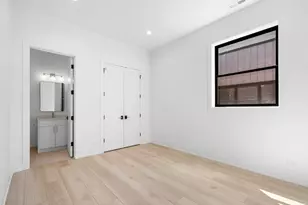 1331 W Taylor St, Chicago, IL 60607 - Photo 19