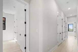 1331 W Taylor St, Chicago, IL 60607 - Photo 17