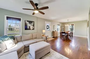 901 S Hillside Ave, Elmhurst, IL 60126 - Photo 3