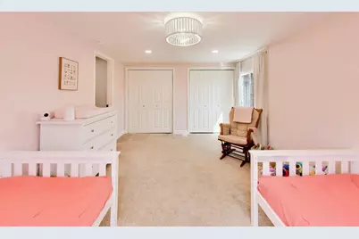 901 S Hillside Avenue, Elmhurst, IL 60126 - Photo 15