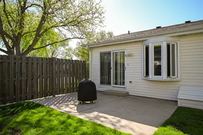 1000 Hunter Street, Lombard, IL 60148 - Photo 25