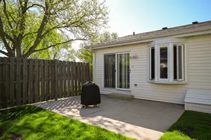 1000 Hunter St, Lombard, IL 60148 - Photo 25