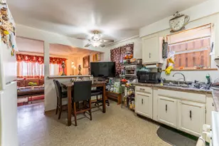 2826 N 72nd Ct, Elmwood Park, IL 60707 - Photo 17