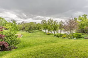 904 Warwick Ln, Lake Zurich, IL 60047 - Photo 35