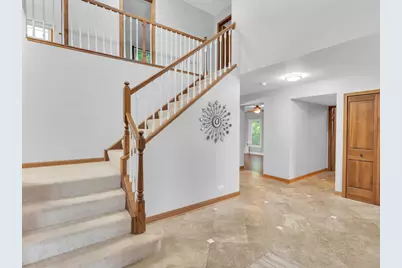 904 Warwick Lane, Lake Zurich, IL 60047 - Photo 5