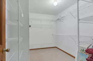 904 Warwick Ln, Lake Zurich, IL 60047 - Photo 25