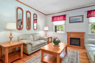 615 E Golf Road, Libertyville, IL 60048 - Photo 7