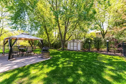 615 E Golf Road, Libertyville, IL 60048 - Photo 29