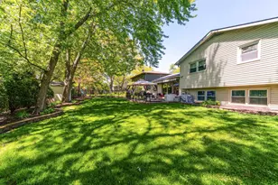 615 E Golf Rd, Libertyville, IL 60048 - Photo 31
