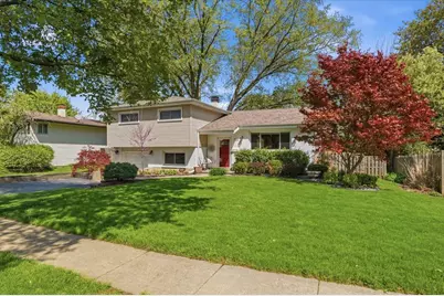 758 7th Avenue, Libertyville, IL 60048 - Photo 5