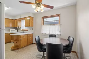 16411 Evans Ave, South Holland, IL 60473 - Photo 5