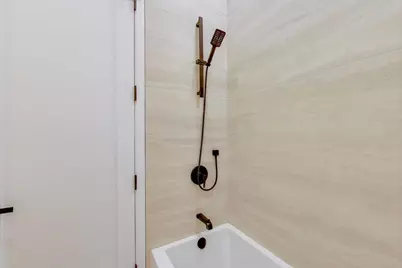 5428 N Winthrop Avenue #103, Chicago, IL 60640 - Photo 19