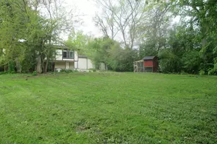 2N131 Willard St, Carol Stream, IL 60188 - Photo 35