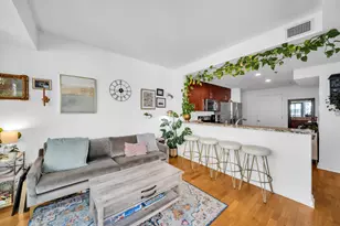160 E Illinois St, Chicago, IL 60611 - Photo 9
