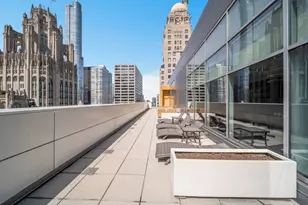 160 E Illinois St, Chicago, IL 60611 - Photo 21