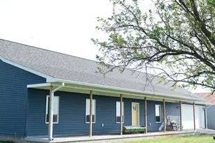 466 County Road 100, Sadorus, IL 61872 - Photo 3