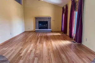 2535 Mary St, Belvidere, IL 61008 - Photo 5