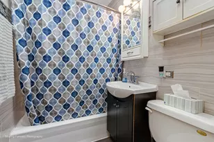 14325 Kilbourne Ave, Midlothian, IL 60445 - Photo 9