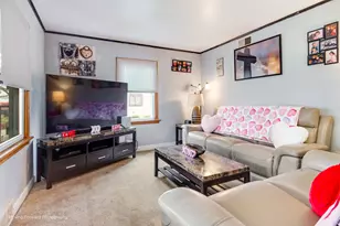 14325 Kilbourne Ave, Midlothian, IL 60445 - Photo 5