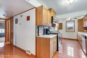 14325 Kilbourne Ave, Midlothian, IL 60445 - Photo 11