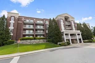 7011 W Touhy Ave, Niles, IL 60714 - Photo 1