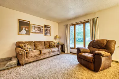 2313 Lafayette Terrace, Clinton, IA 52732 - Photo 5