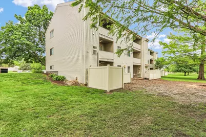 1909 Melrose Drive #B, Champaign, IL 61820 - Photo 23