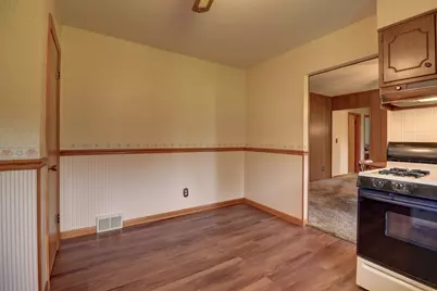 310 E 3rd Street, Tampico, IL 61283 - Photo 13