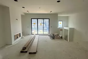 2429 N Rockwell St, Chicago, IL 60647 - Photo 13