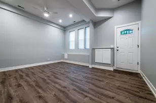 3579 W McLean Ave, Chicago, IL 60647 - Photo 9