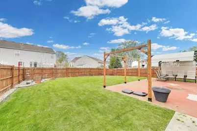 248 S Litchfield Drive, Round Lake, IL 60073 - Photo 13