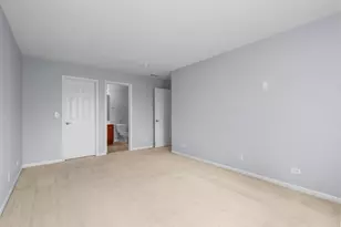 239 Pawtucket Ave, Elgin, IL 60124 - Photo 29