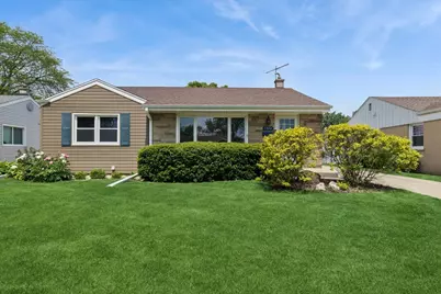 1304 Dennis Place, Des Plaines, IL 60018 - Photo 1