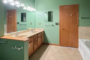 1432 Brady Ln, Rockford, IL 61108 - Photo 19