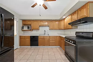 625 Lynn Ave, Romeoville, IL 60446 - Photo 9
