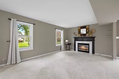 75 Hampton Street, Cary, IL 60013 - Photo 9